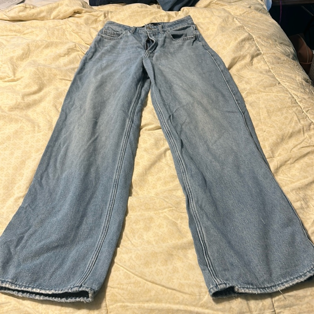 Hollister Ultra-High Rise Baggy